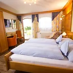 Gaestehaus Stabauer 3* Mondsee