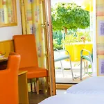 Gaestehaus Stabauer Mondsee