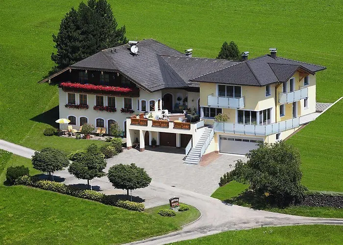 Guest house Gaestehaus Stabauer