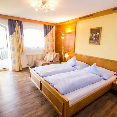 Gaestehaus Stabauer 3* Mondsee