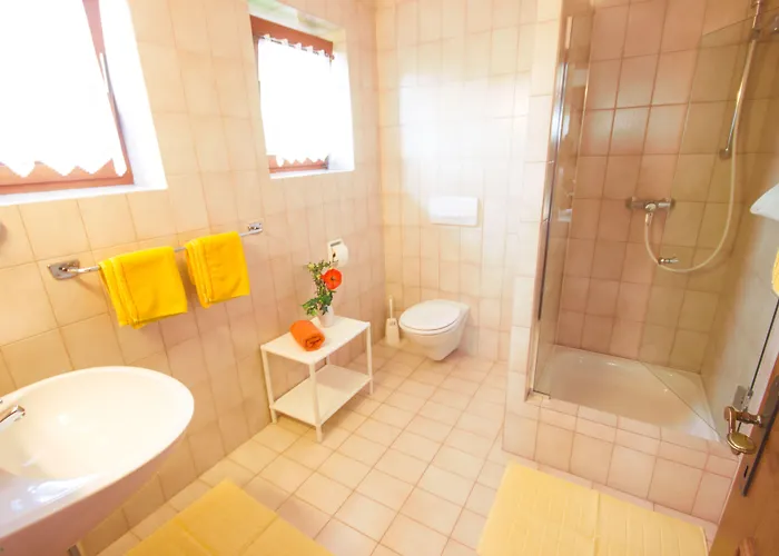 Gaestehaus Stabauer 3* Mondsee